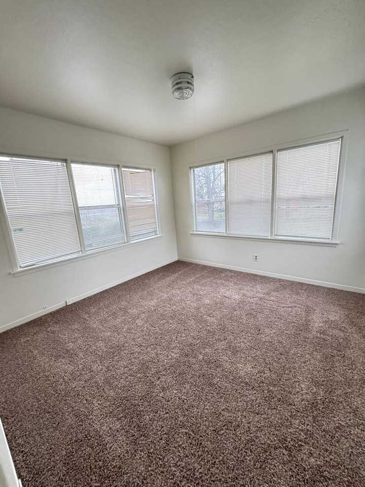 5975 Carlson Rd - Photo 3 of 7