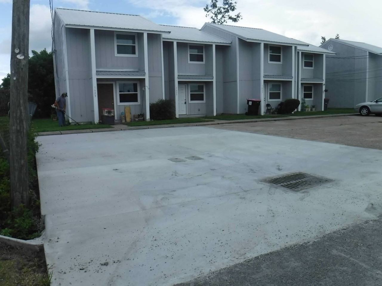 1637 N James Ave - Photo 2 of 8