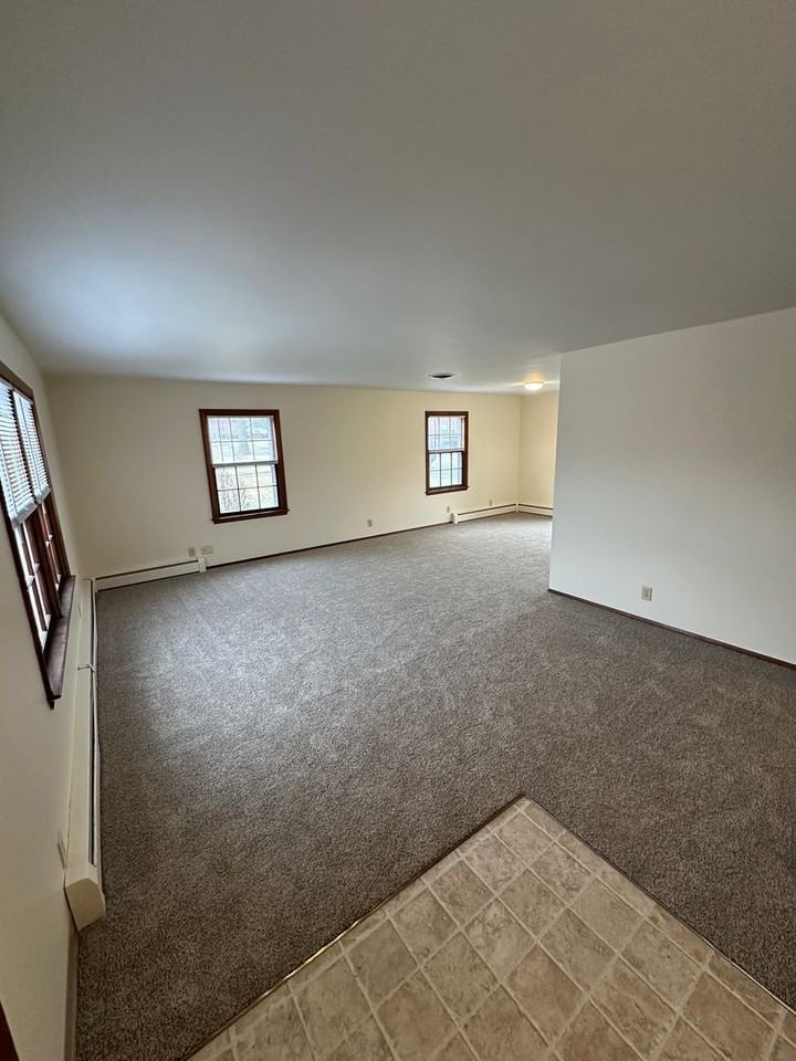 118 20th St - Photo 3 of 24