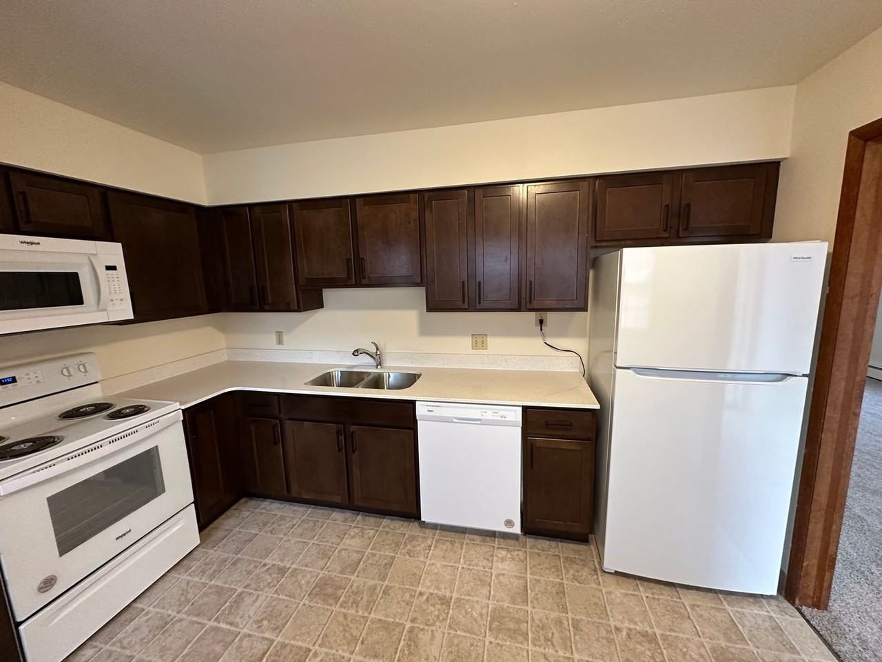 118 20th St - Photo 6 of 24