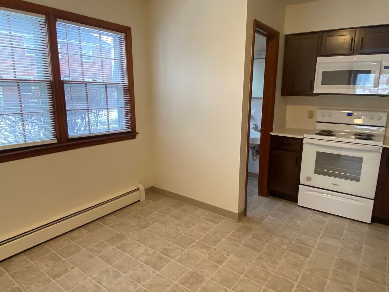 118 20th St - Photo 7 of 24