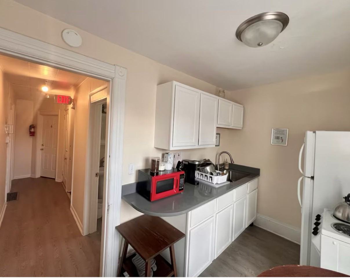 1934 Oakland - Photo 7 of 19