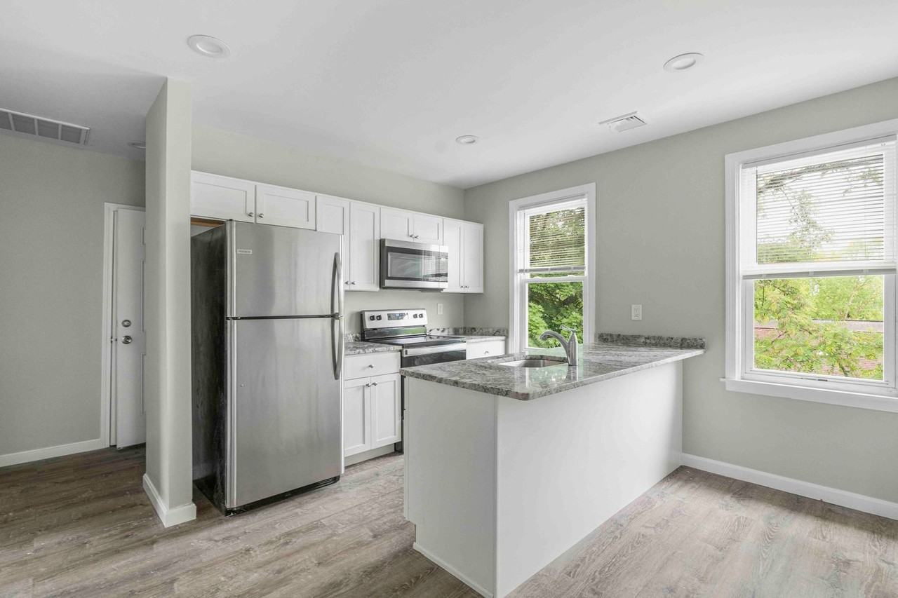 134 Chad Brown St - Photo 4 of 13