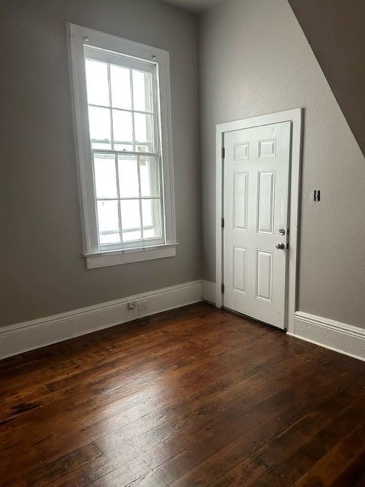 2727 Saint Philip St - Photo 3 of 10