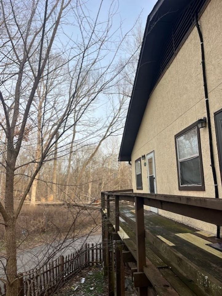 1542 Bella Vista Rd - Photo 2 of 9