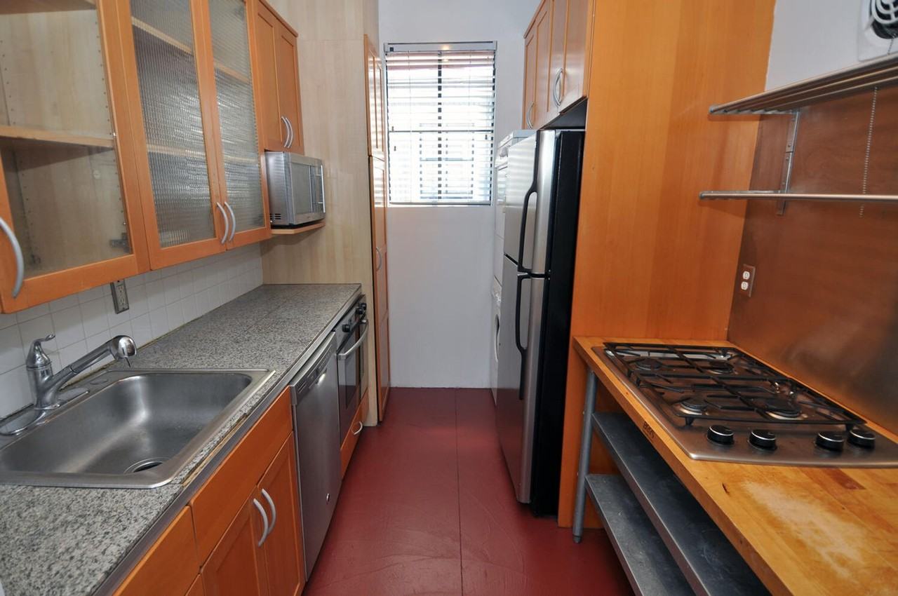 336 W Broadway #411 - Photo 7 of 25
