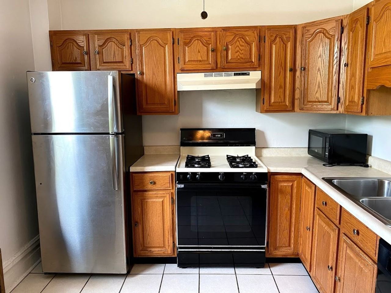 6331 1/2 Walnut St - Photo 2 of 42