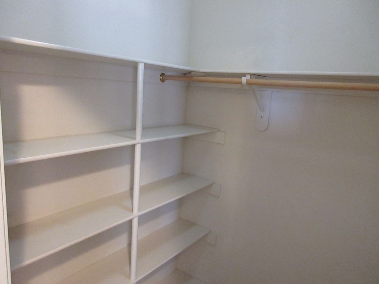 330 N 900 West St - Photo 5 of 13