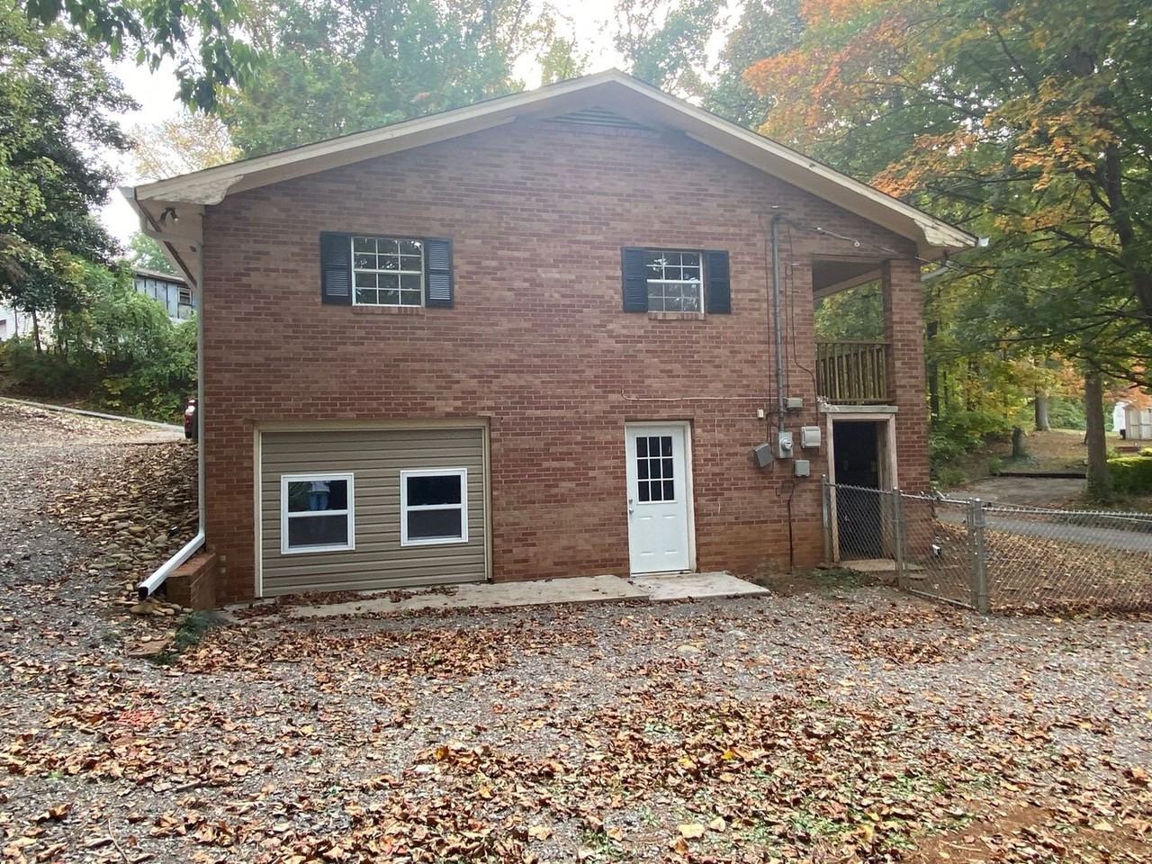 1901 Valley View Drive - Photo 2 of 20