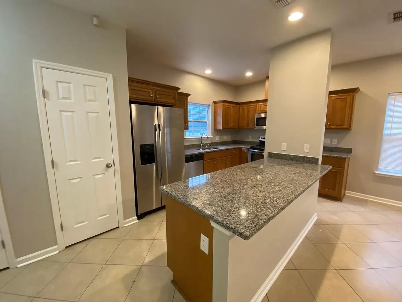 803-1 803-1 Georgia Street  - GEO 803-1 #1 - Photo 5 of 31