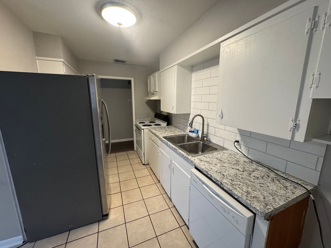3224 Gay Blvd - Photo 5 of 14