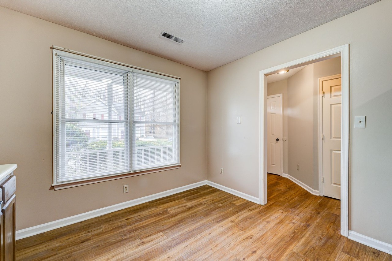 1017 Glendale Dr #55 - Photo 5 of 28