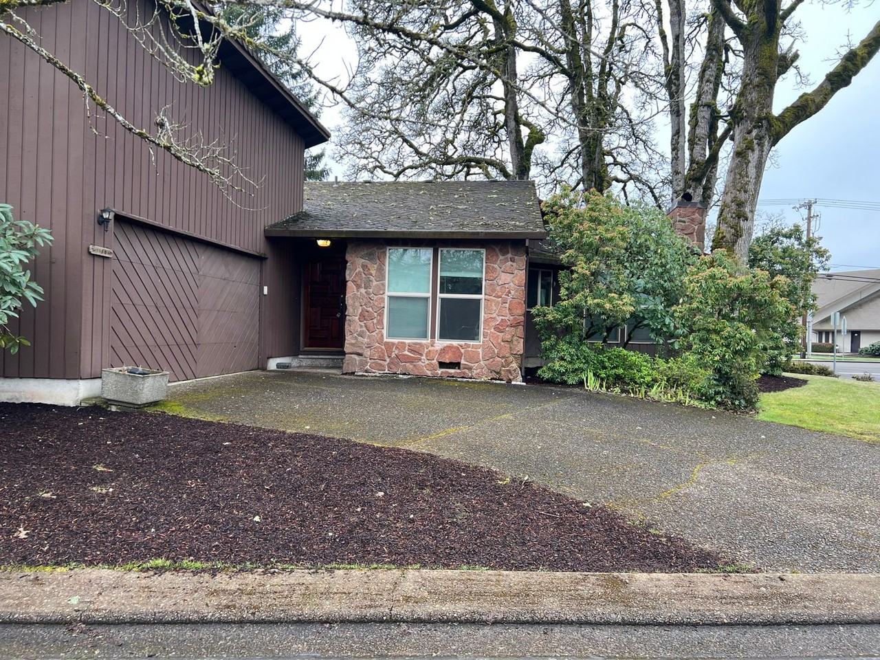 1150 Nw Sunnywood Ct - Photo 2 of 21