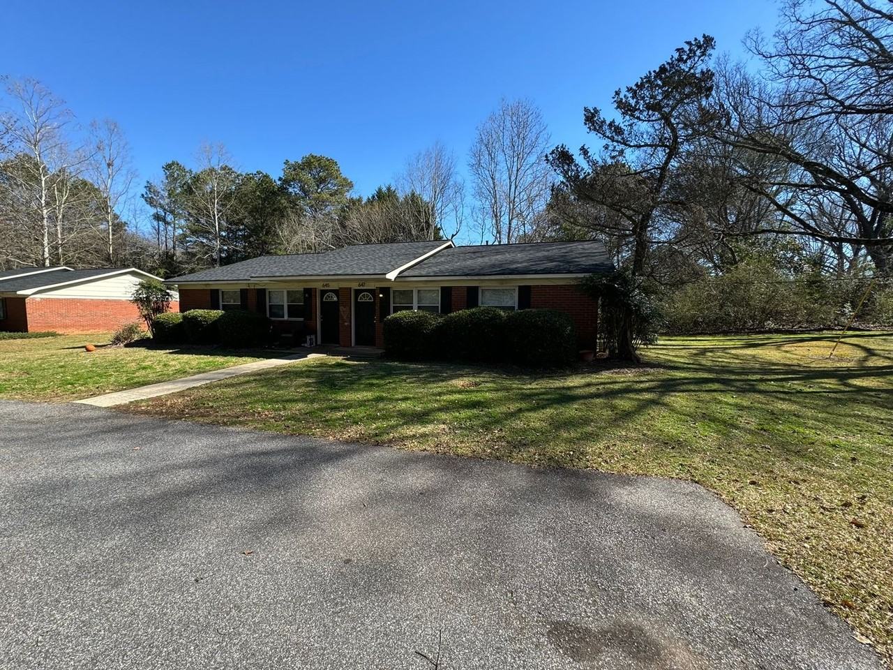 647 Whit Davis Rd - Photo 2 of 13