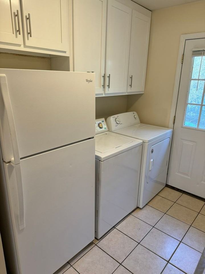 647 Whit Davis Rd - Photo 6 of 13