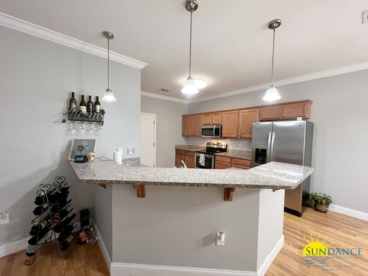 907 47th St - Photo 6 of 25