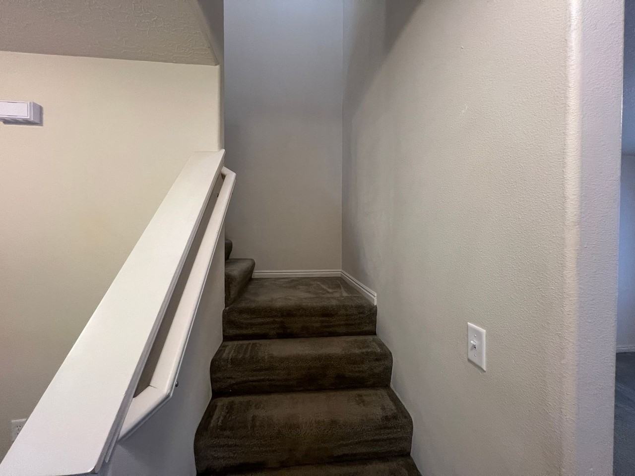 173 E Fiddlers Canyon Rd - Photo 6 of 20