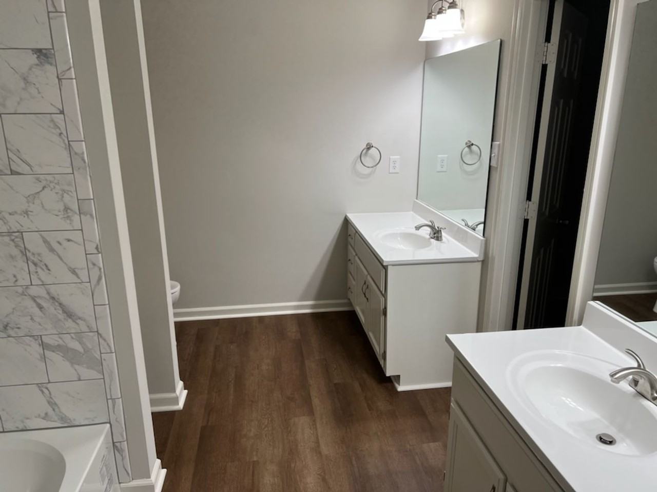 7703 Crystal Brook Cv - Photo 7 of 14