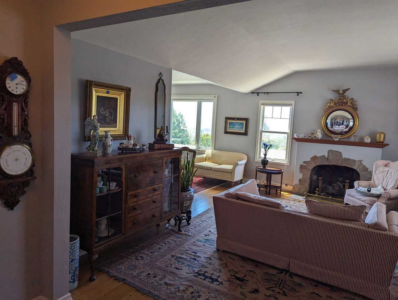 34 Stratford Rd - Photo 3 of 27