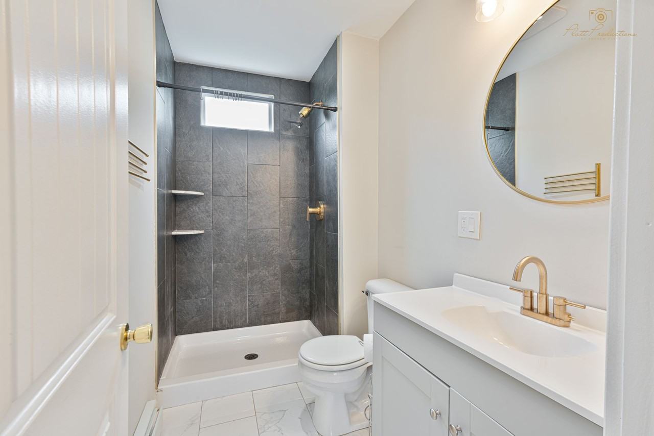 448-450 Pleasant Valley Pkwy. - Photo 4 of 7