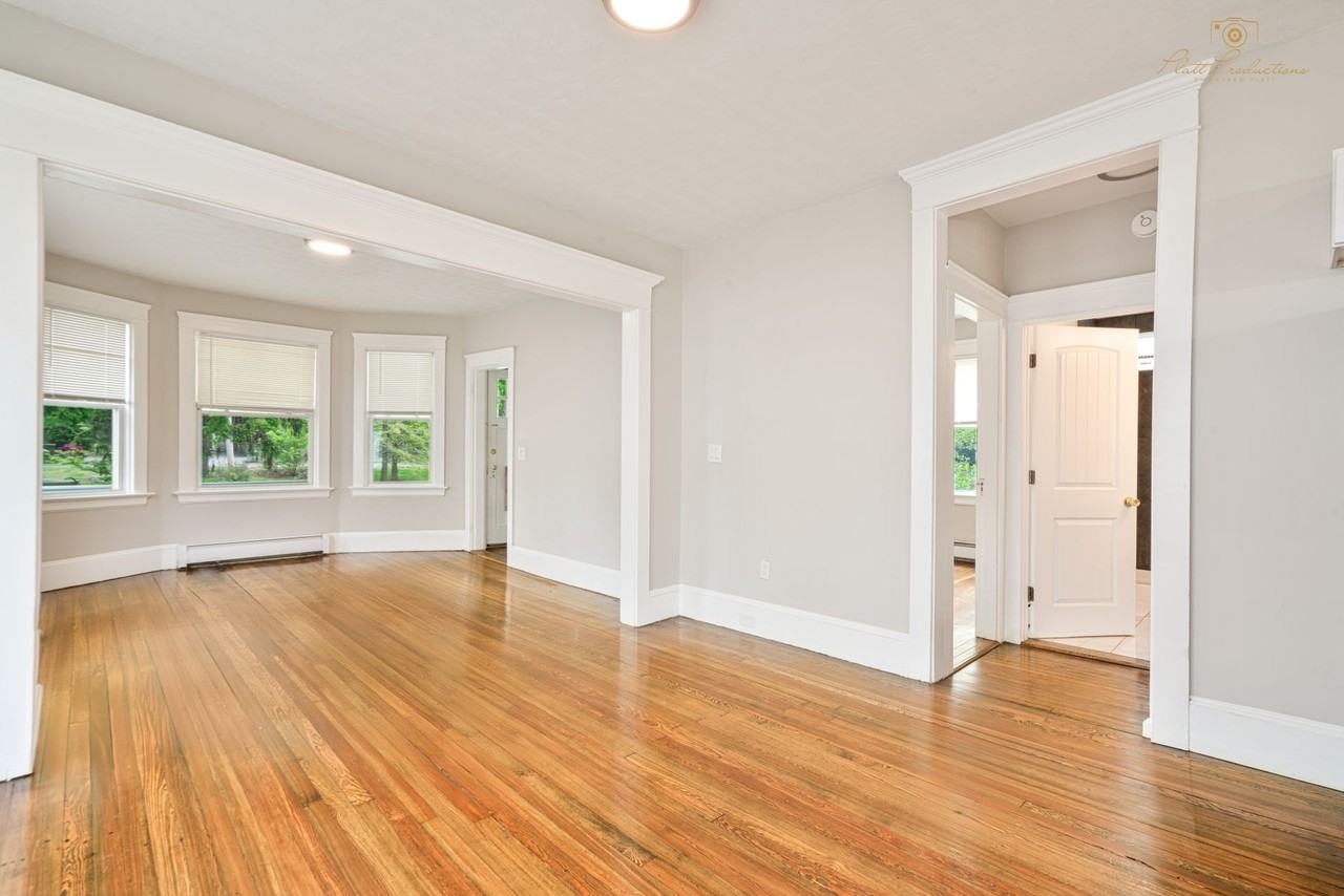 448-450 Pleasant Valley Pkwy. - Photo 5 of 7