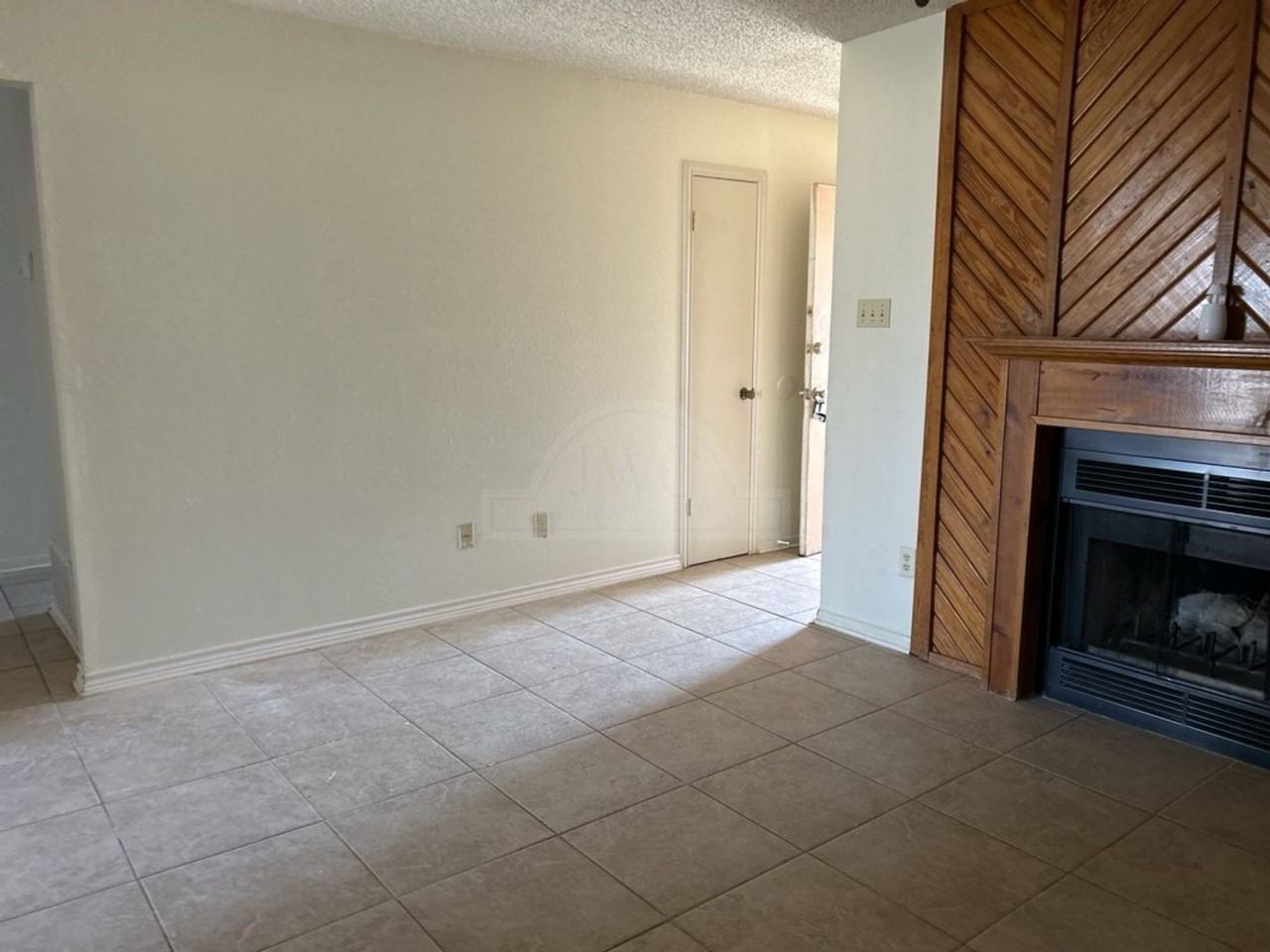 206 Sorrell Dr - Photo 4 of 13
