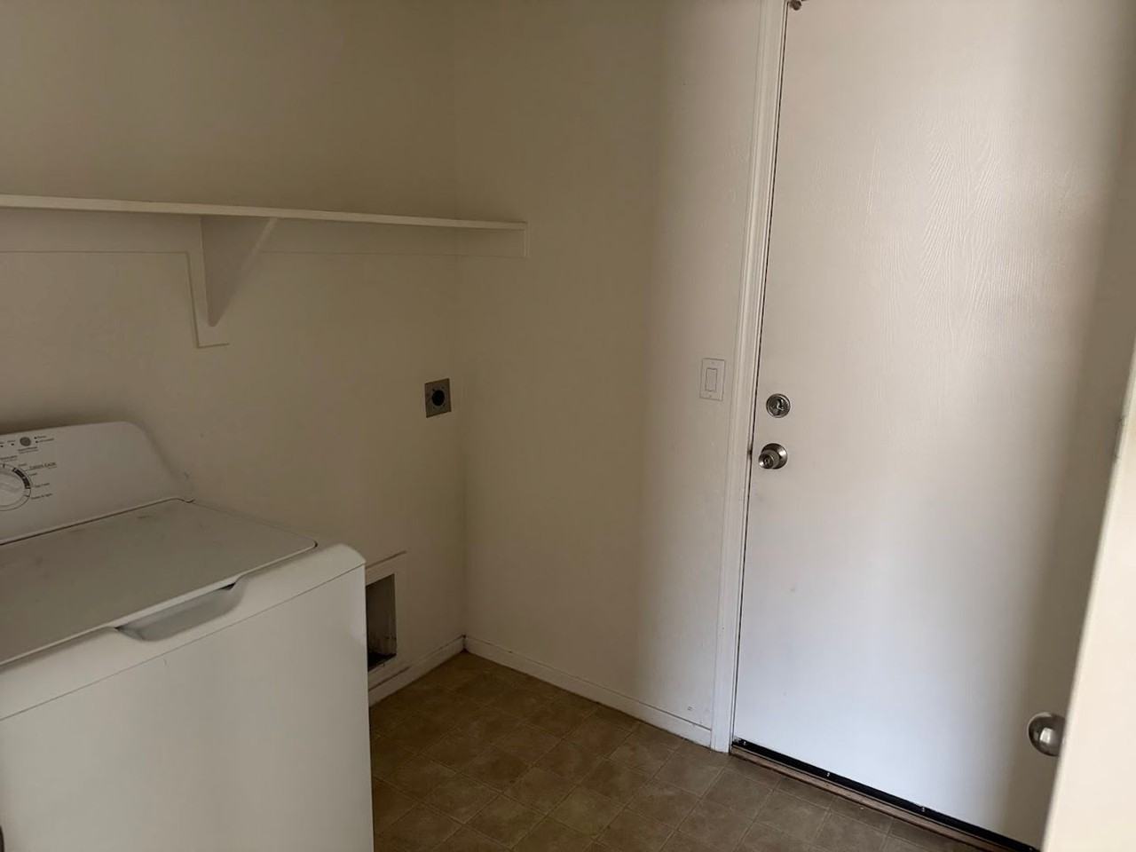 9820 W Heber Rd - Photo 6 of 15