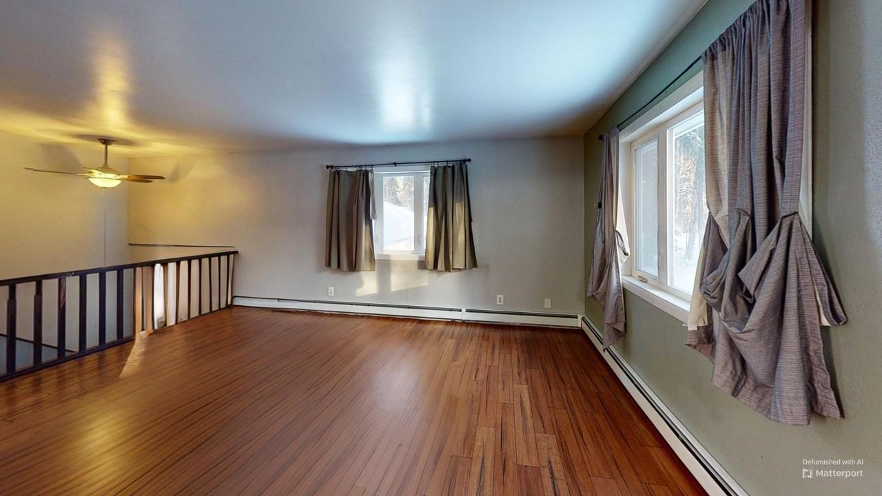 2395 Outside Blvd - Photo 2 of 18