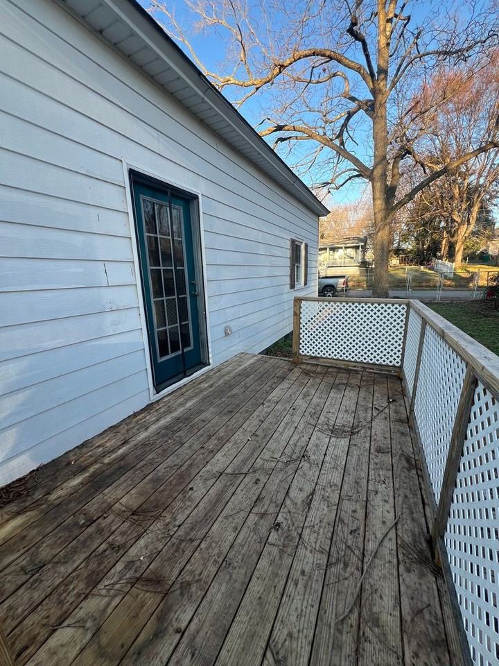 306 Walnut St - Photo 5 of 39