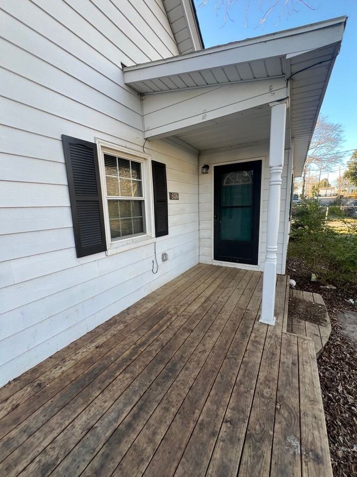 306 Walnut St - Photo 6 of 39