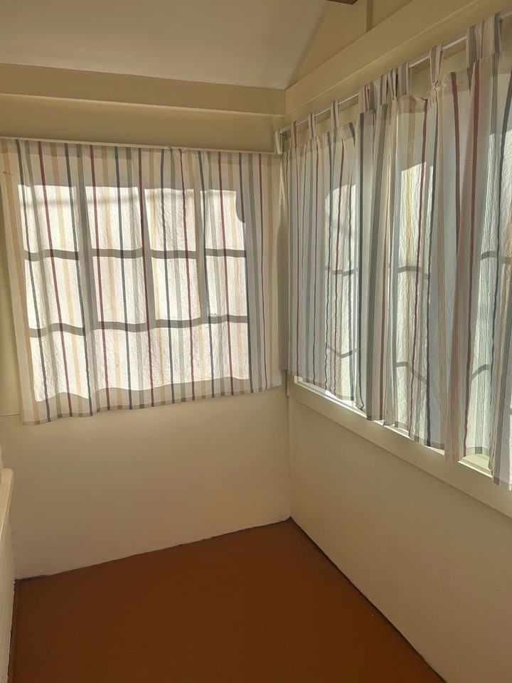 3730 Se 66th Ave - Photo 2 of 16