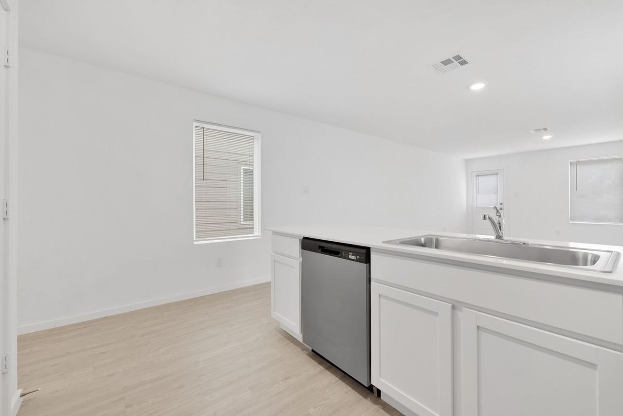 5014 Botanic Trl - Photo 7 of 22