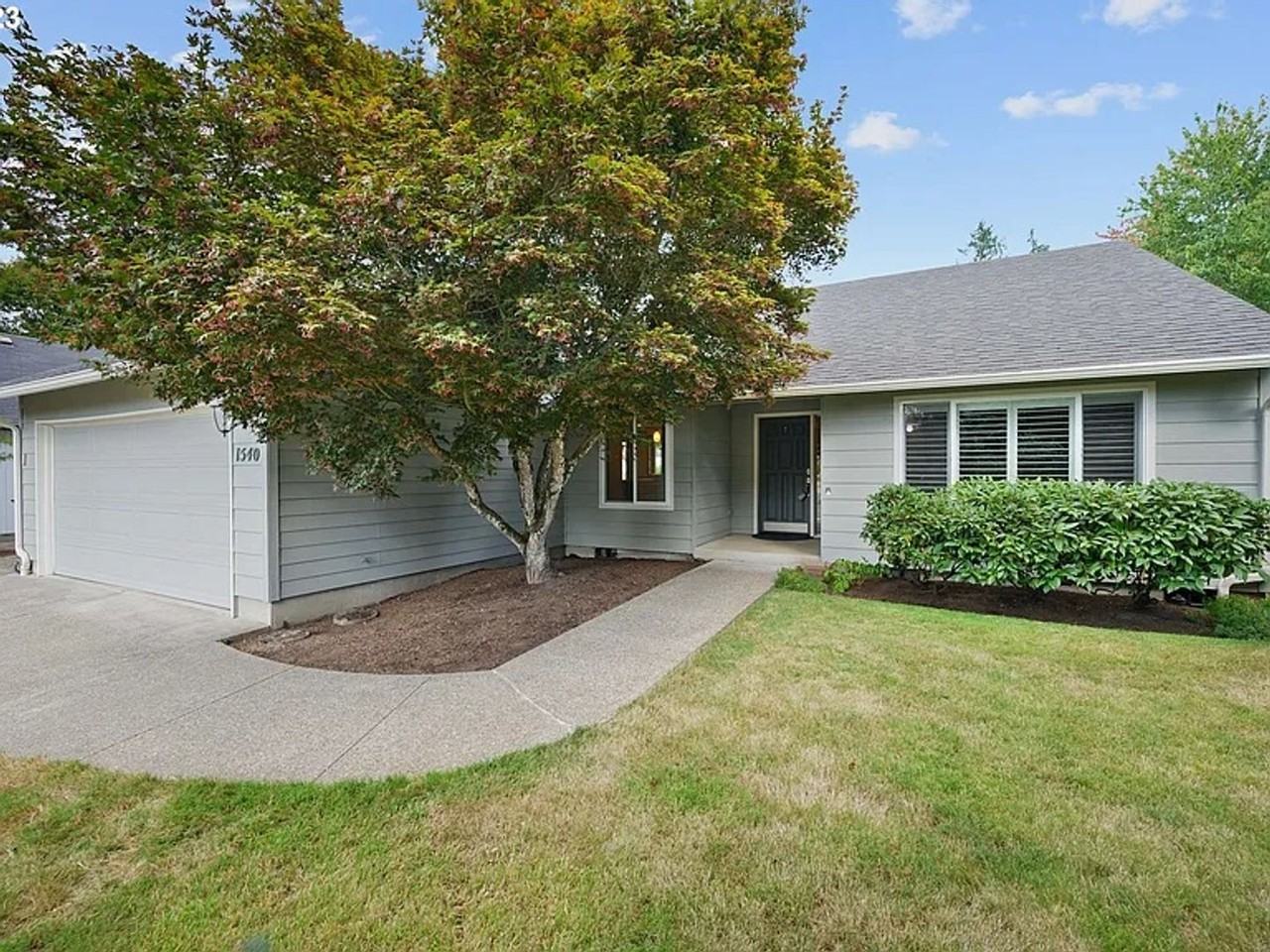 1540 Sw Goucher St - Photo 3 of 29