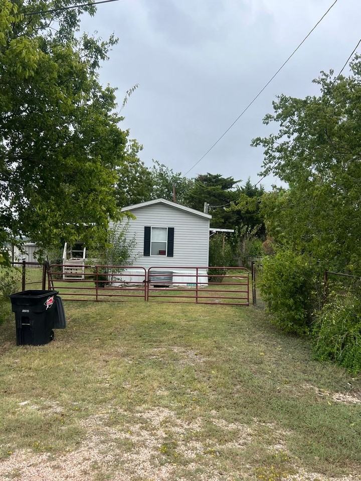 5620 Old Dallas Rd - Photo 2 of 13