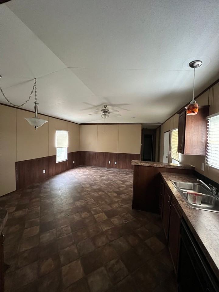 5620 Old Dallas Rd - Photo 3 of 13