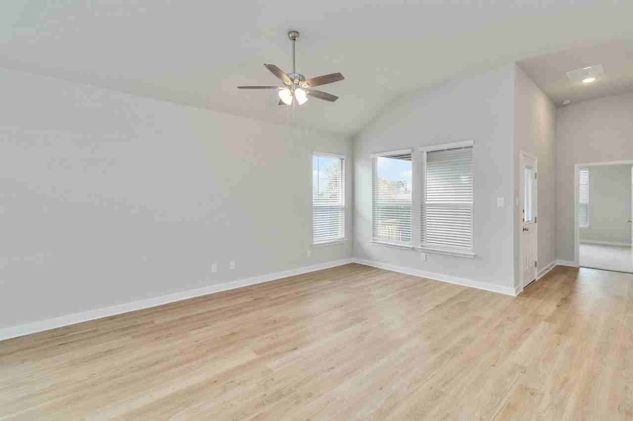 339 Nespral Dr - Photo 7 of 24