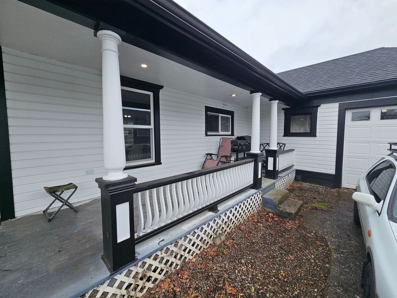 364 Se Washington St - Photo 2 of 21