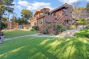 featured image of 27 Pasatiempo Dr