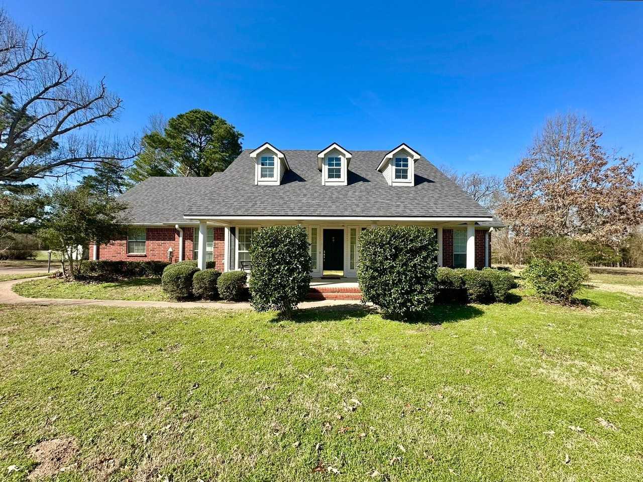 10191 Fm 607 N - Photo 2 of 37