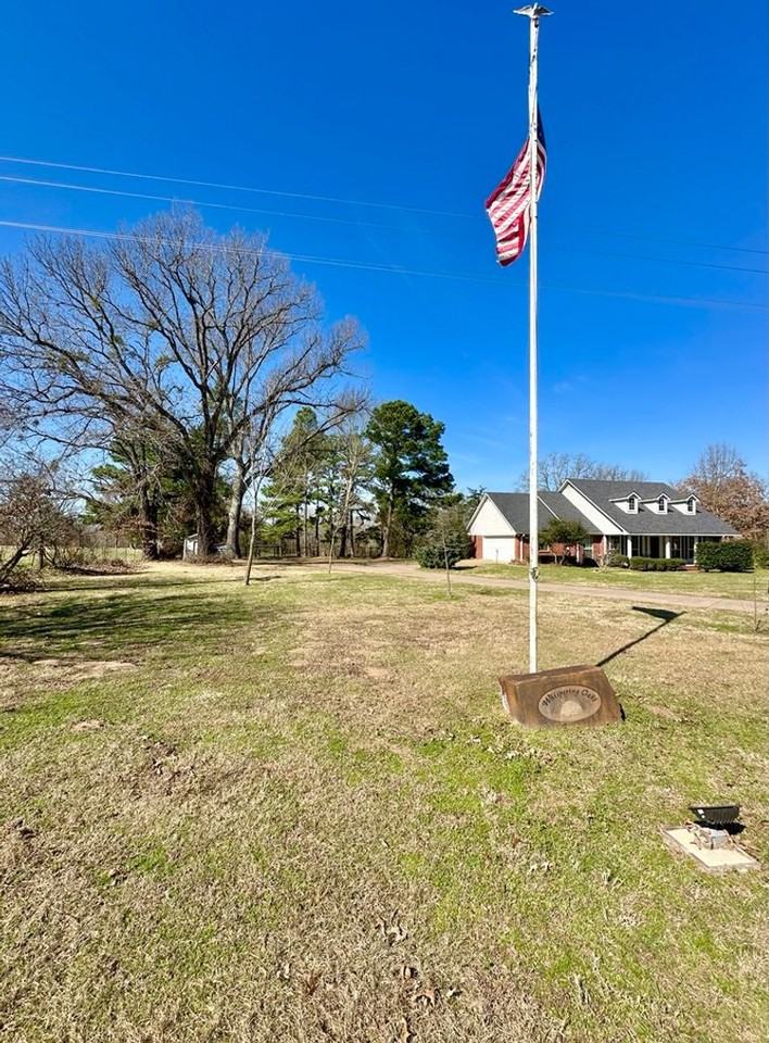 10191 Fm 607 N - Photo 4 of 37