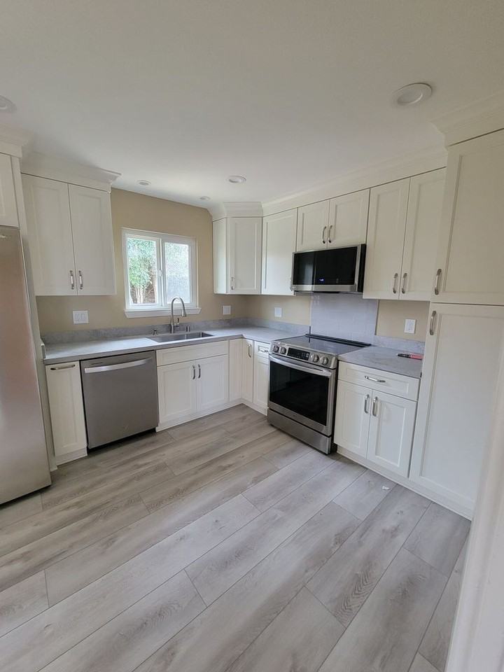 5533 Alaska Dr - Photo 3 of 21