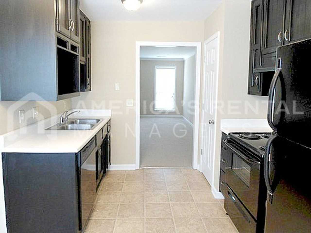 378 Jamestown Manor Dr - Photo 7 of 15