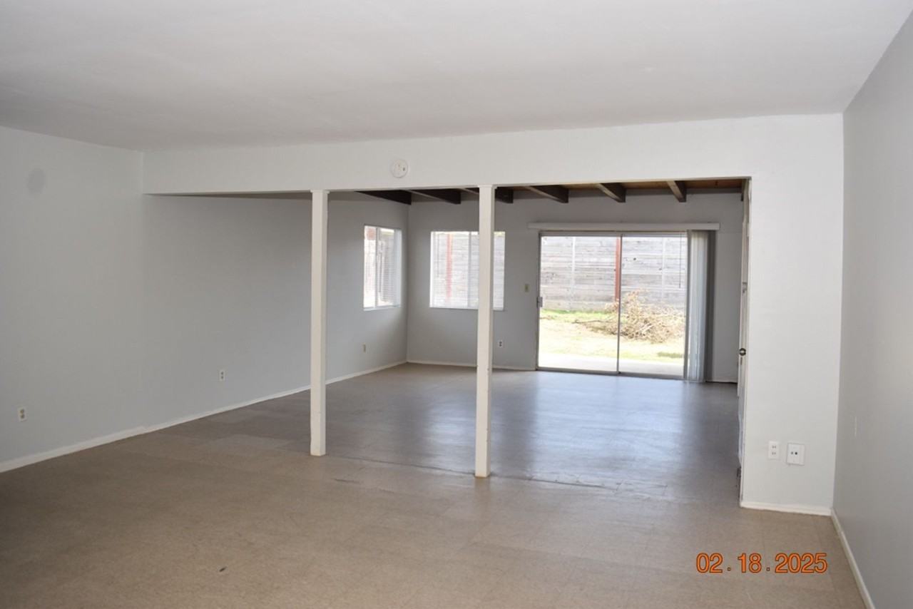 6041 Carnegie St - Photo 3 of 20