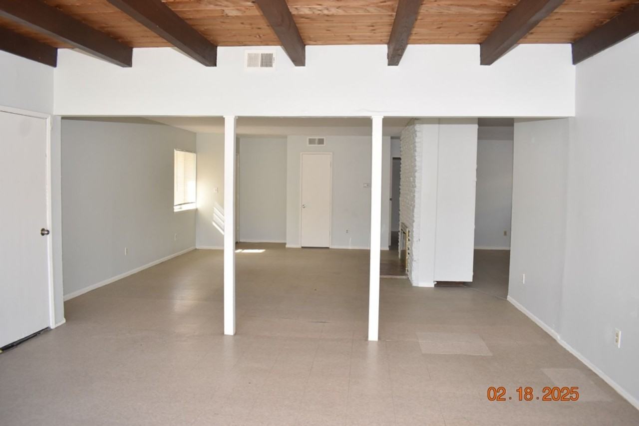 6041 Carnegie St - Photo 4 of 20