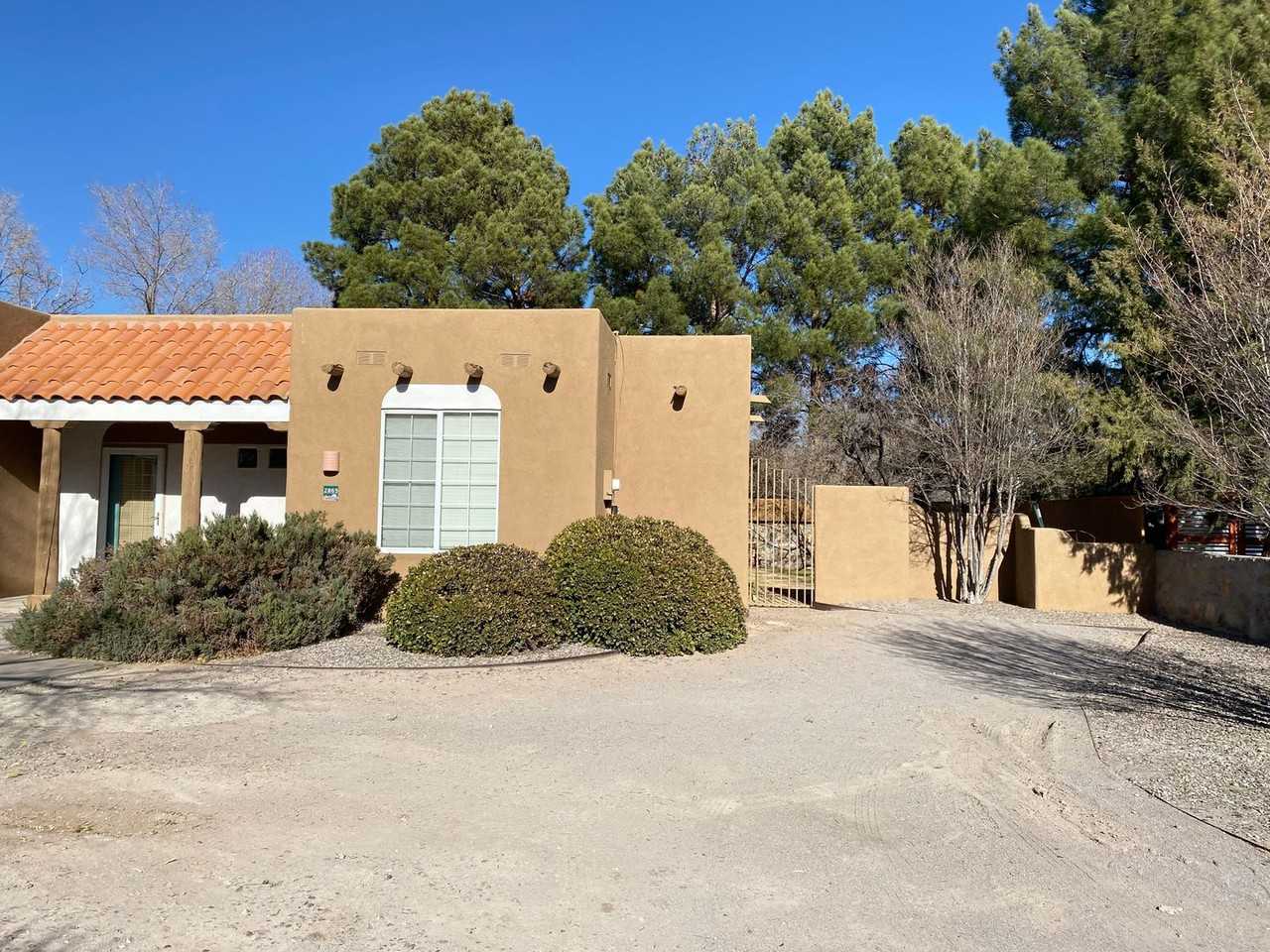 2865 Teresita St - Photo 2 of 38