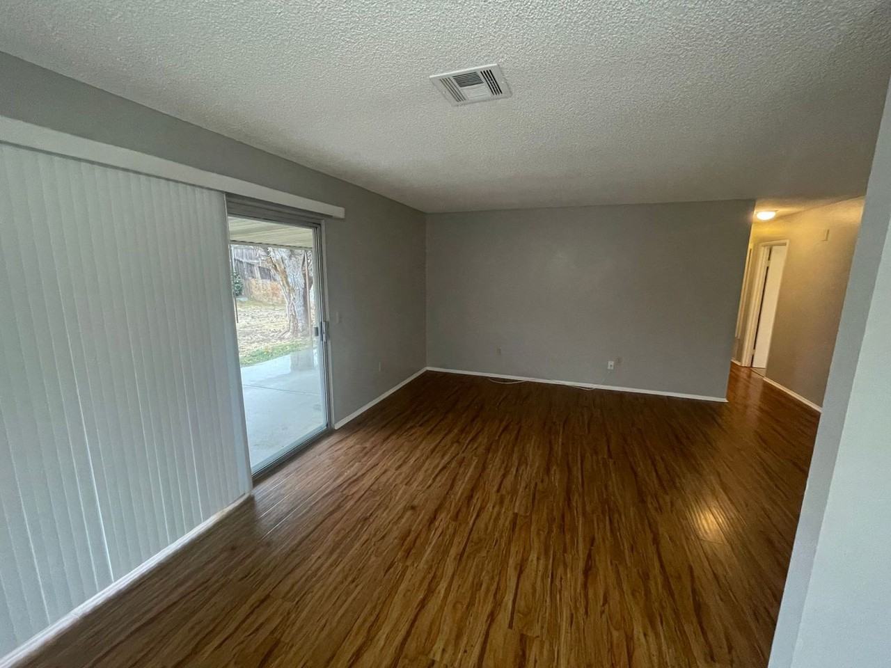 43841 Nathan Dr - Photo 3 of 21