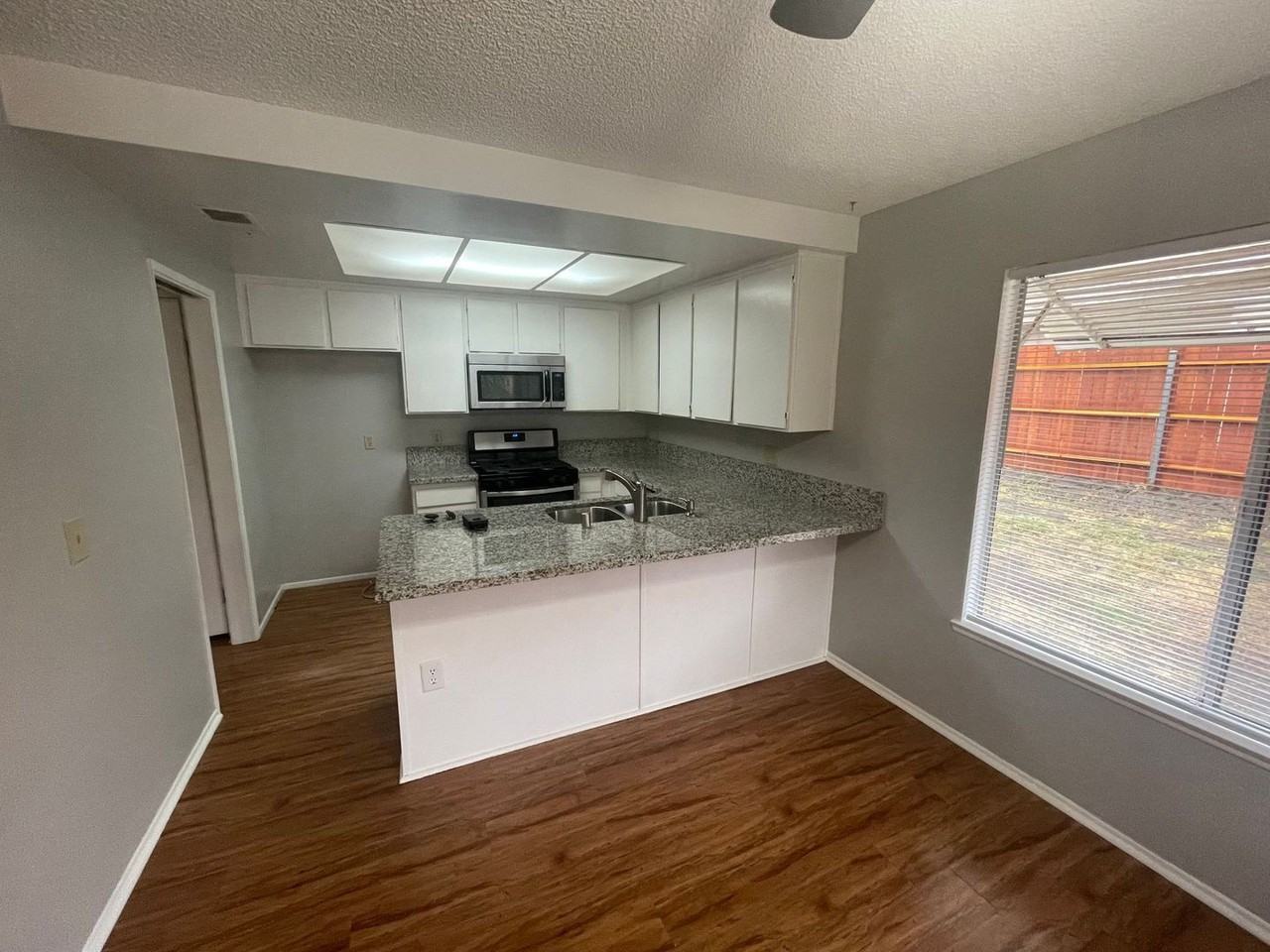 43841 Nathan Dr - Photo 4 of 21