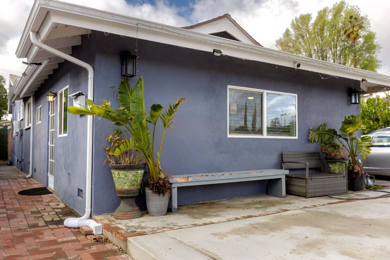 7457 Sausalito Ave - Photo 2 of 16