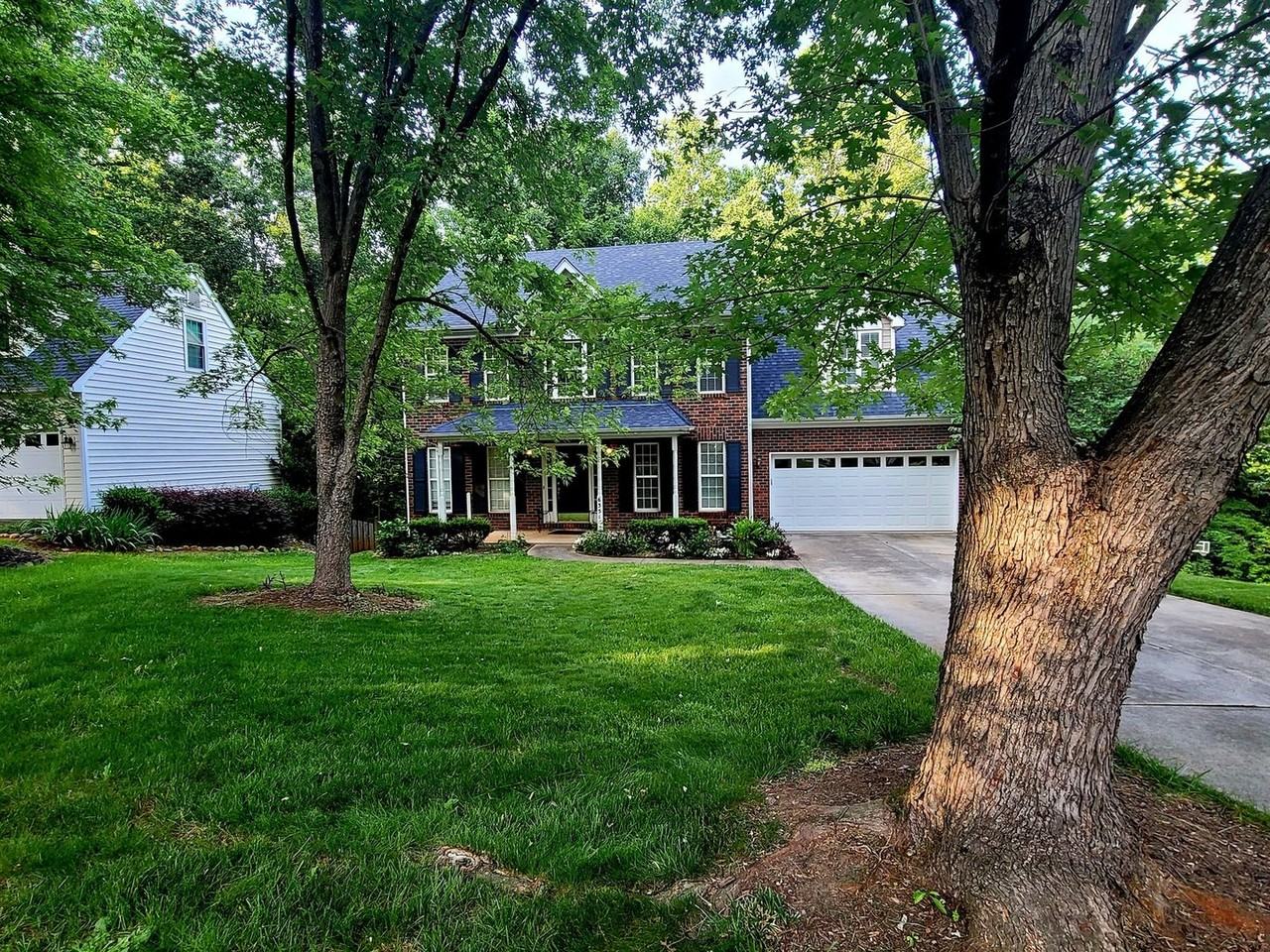 6351 Pink Dogwood Ln - Photo 3 of 26