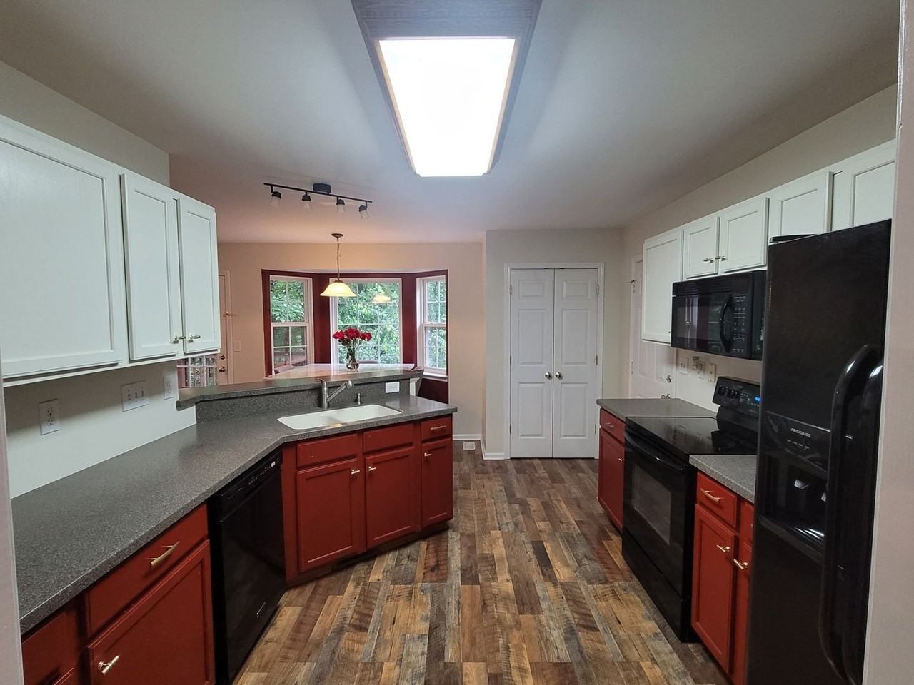 6351 Pink Dogwood Ln - Photo 4 of 26